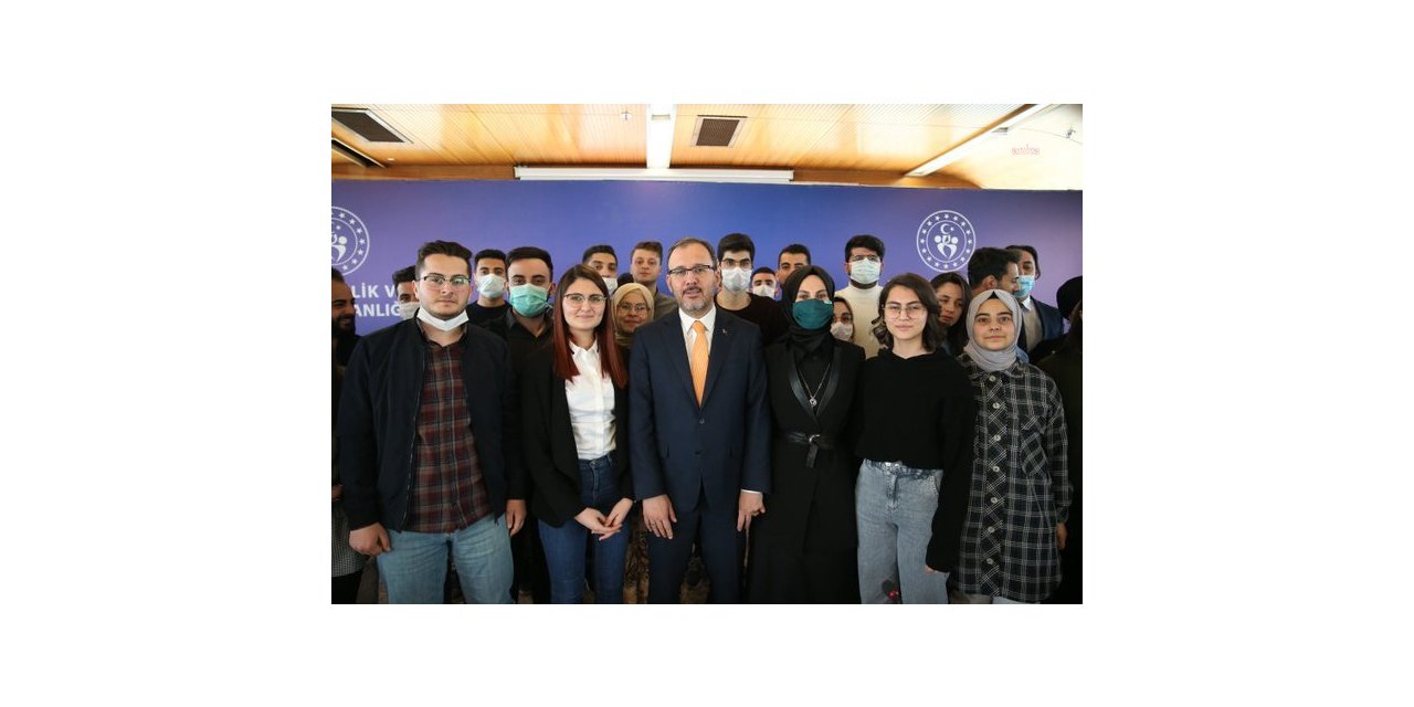 İYİ PARTİLİÖZTÜRK, YURT ÇIKMAYAN ÜNİVERSİTE ÖĞRENCİLERİNE DE YARDIM YAPILMASI İÇİN KANUN TEKLİFİ VERDİ