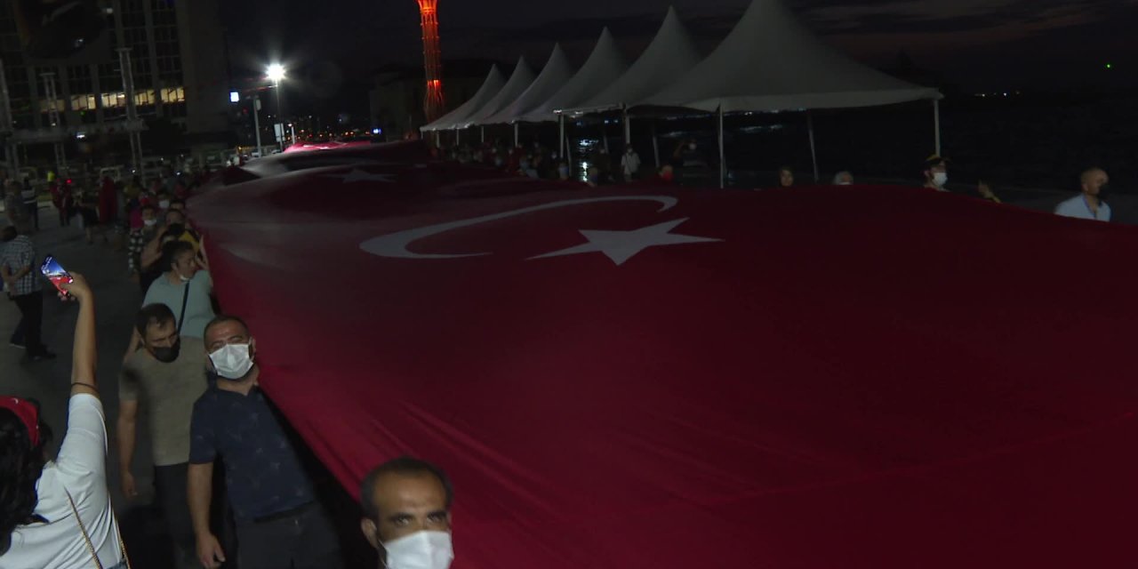 İZMİR’DE FENER ALAYLI 9 EYLÜL COŞKUSU