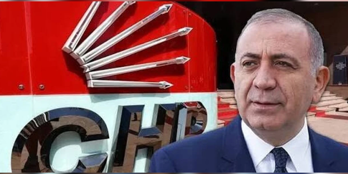 CHP İstanbul'da 7 İlçe Başkanı ve Yönetimi Görevden Alındı