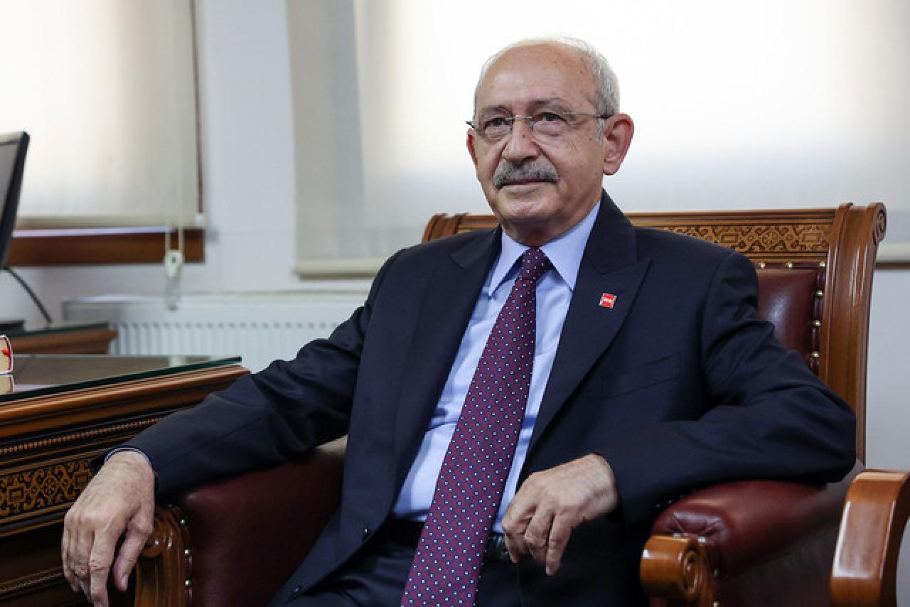 qtepvfk9hpkchgd3lr1oyioj.jpg