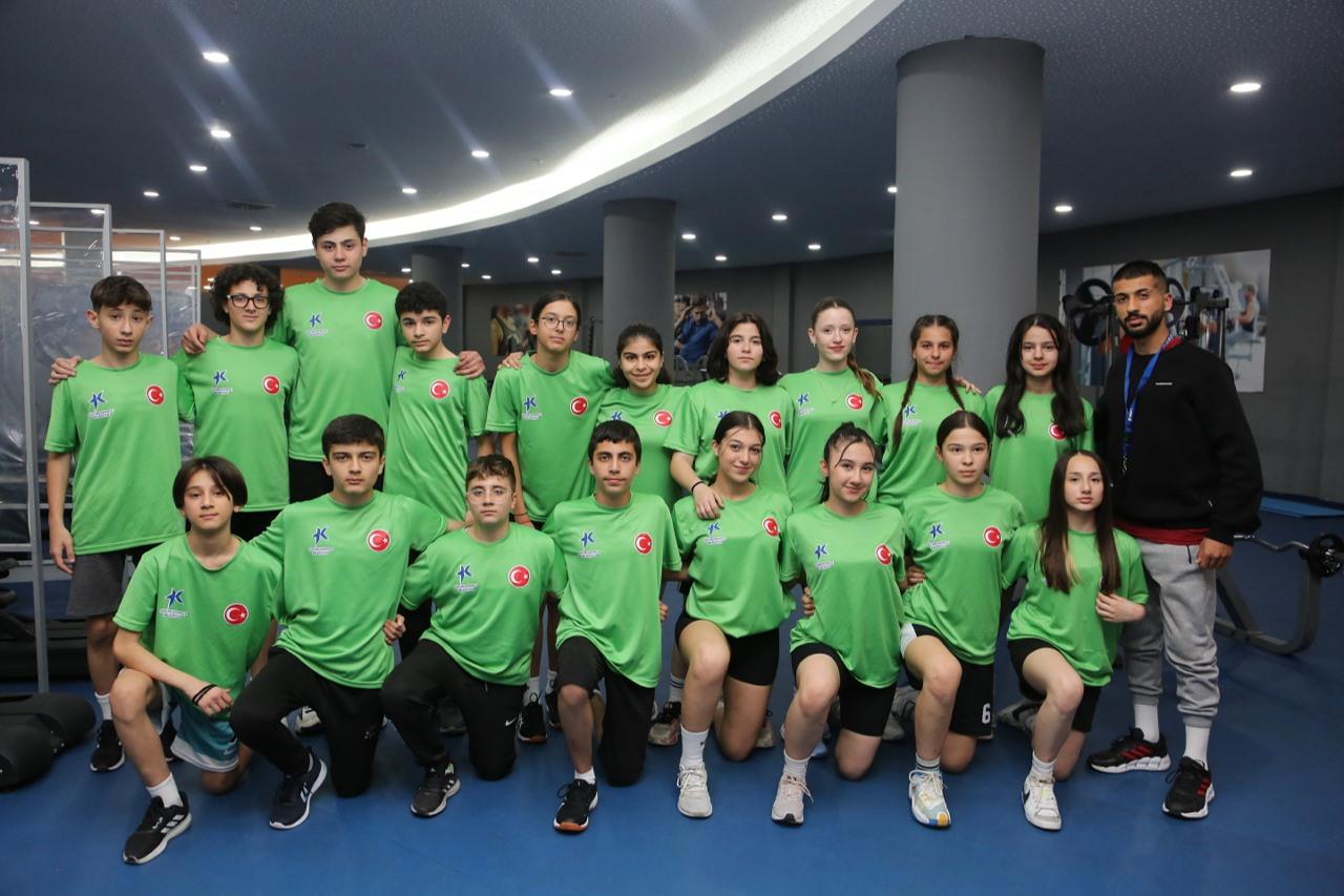 snf5pqxezcl08379kwjpc4xt.jpg