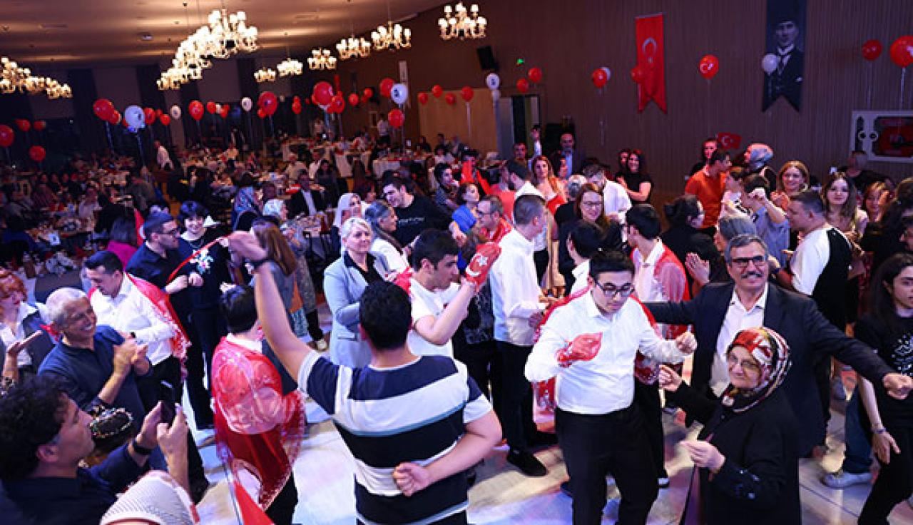 yzufg4x13fdqpknnk9guybm8.jpg