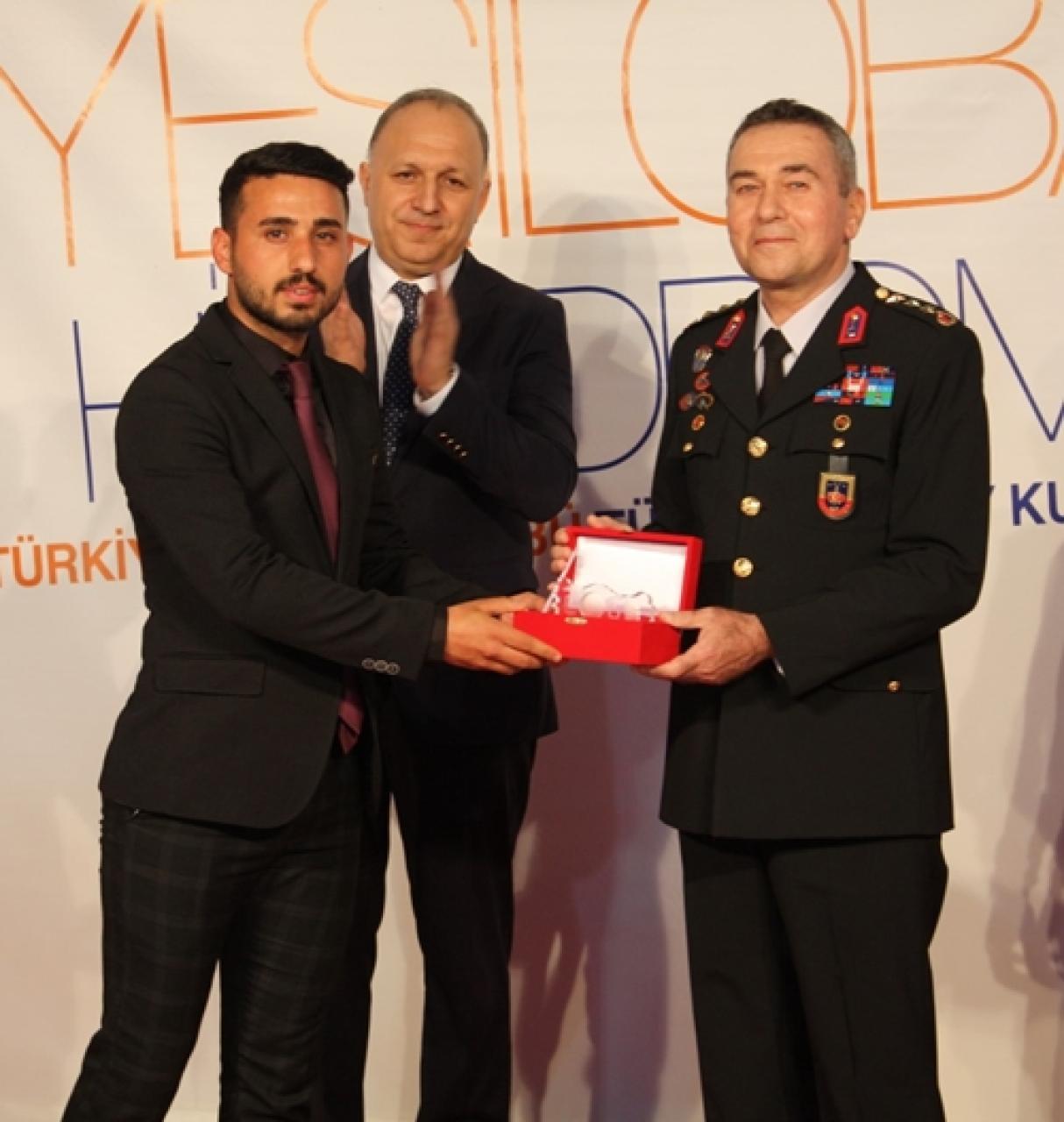 Ifle5ayobg9l3xbsojez78u0.jpg