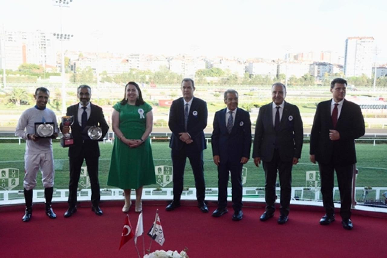 ijla51ryhogbqxeulo042vep.jpg