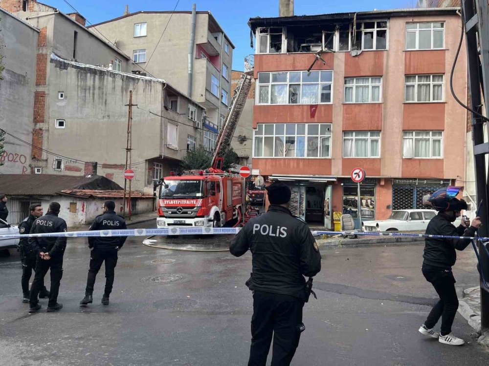 ESENLER’DE 4 KATLI APARTMANDA KORKUTAN YANGIN