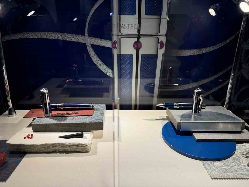 FESTİVALDEKİ EN PAHALI KALEM İSE YAKLAŞIK 3 MİLYON LİRAYLA GÖRÜCÜYE ÇIKTI