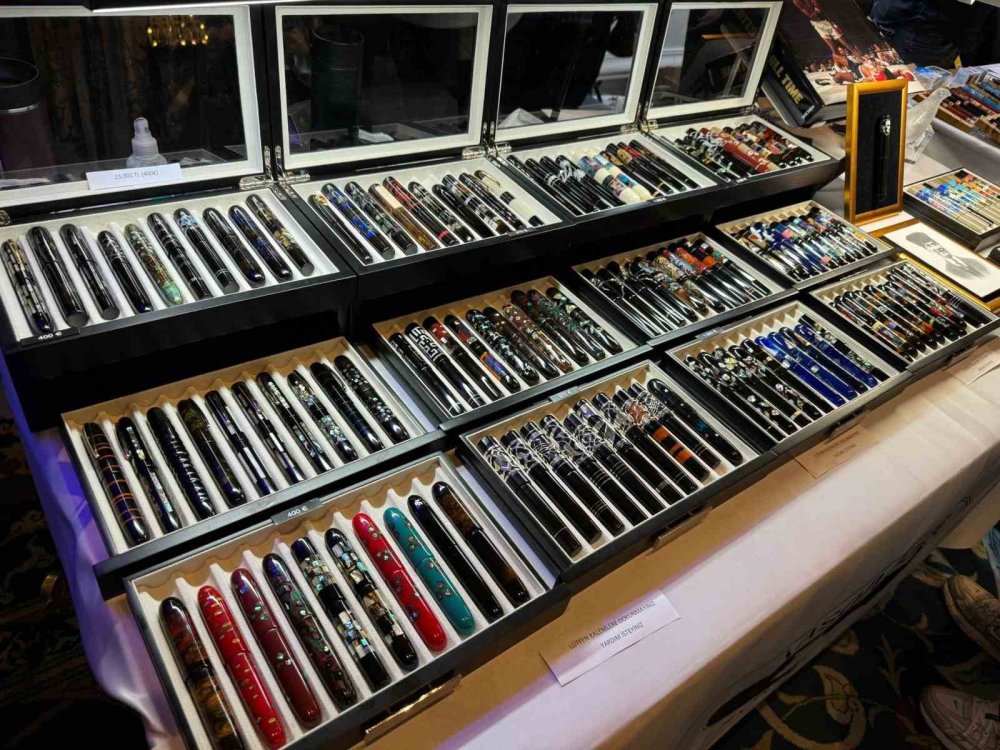 FESTİVALDEKİ EN PAHALI KALEM İSE YAKLAŞIK 3 MİLYON LİRAYLA GÖRÜCÜYE ÇIKTI