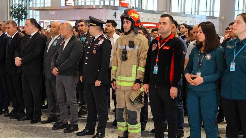 İSTANBUL HAVALİMANI’NDA 10 KASIM ANMA TÖRENİ