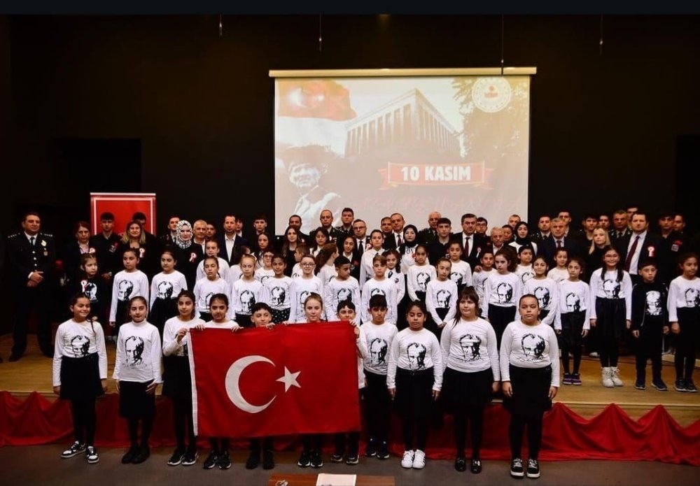 ULU ÖNDER GAZİ MUSTAFA KEMAL ATATÜRK ARAMIZDAN AYRILIŞININ  86.YIL DÖNÜMÜNDE SANCAKTEPE’DE ANILDI