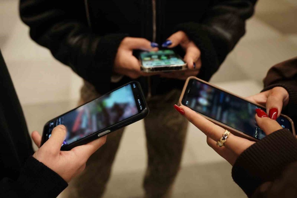 TEKNOLOJİ BAĞIMLILIĞIYLA MÜCADELEYE DESTEK