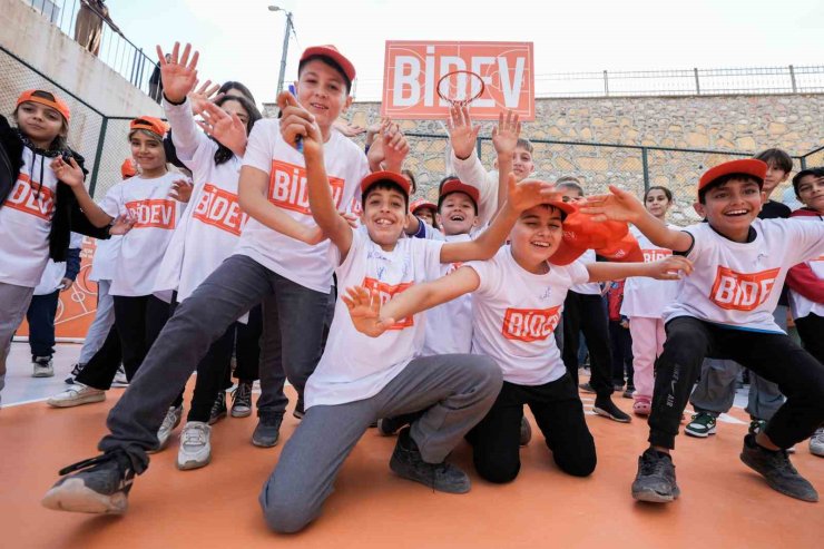 BİDEV, 10. BASKETBOL SAHASINI ADIYAMAN’DA AÇTI