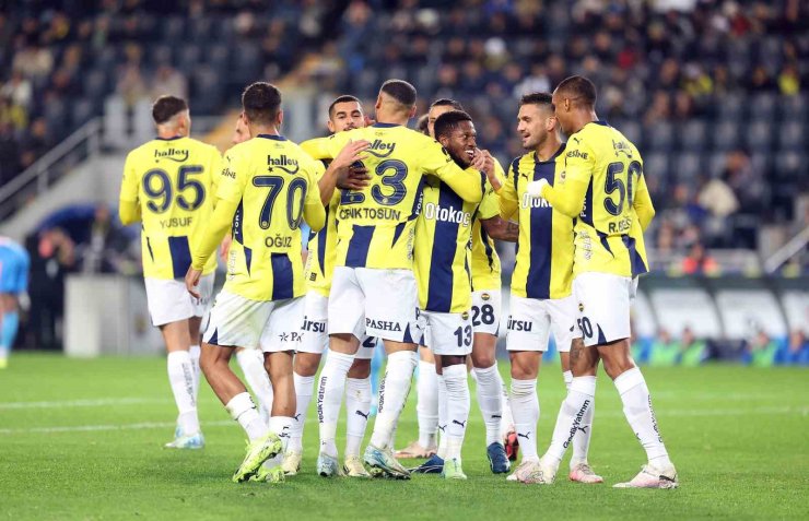 FENERBAHÇE, HAZIRLIK MAÇINDA ZENİT’İ 2-1 MAĞLUP ETTİ