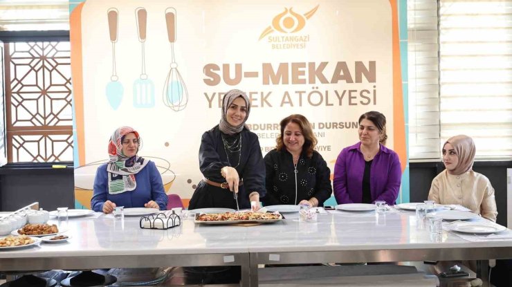 SULTANGAZİLİ KADINLAR BU KEZ GIDA İSRAFININ ÖNÜNE GEÇMEK İÇİN MUTFAĞA GİRDİ