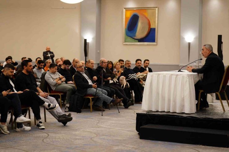 SAMET AYBABA: “BEŞİKTAŞ CAMİASINA HİÇBİR BEKLENTİSİ OLMADAN HİZMET EDECEK TEK İNSAN BENİM”