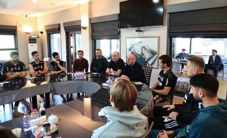 HÜSEYİN YÜCEL, BEŞİKTAŞLI FUTBOLCULAR BİR ARAYA GELDİ