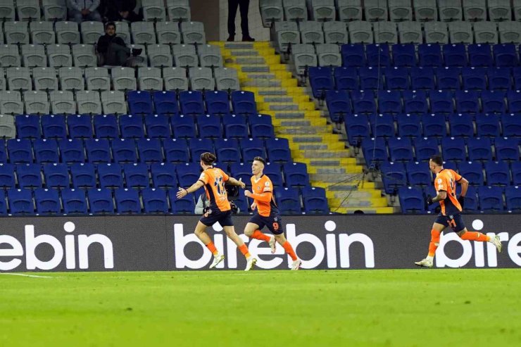 TRENDYOL SÜPER LİG: BAŞAKŞEHİR: 4 - GÖZTEPE: 0 (İLK YARI)