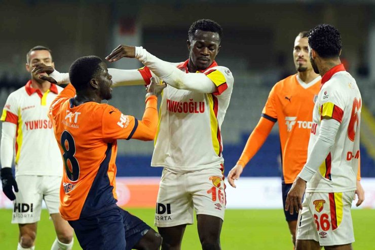TRENDYOL SÜPER LİG: BAŞAKŞEHİR: 4 - GÖZTEPE: 1 (MAÇ SONUCU)