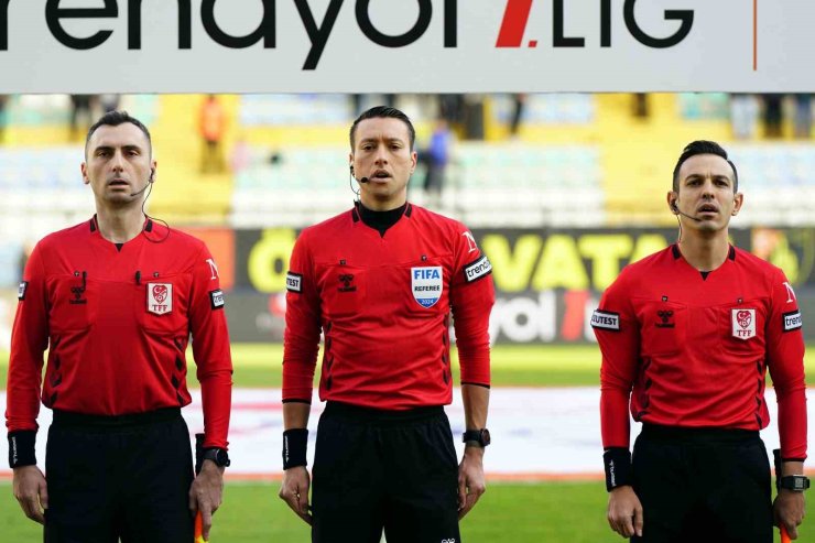 TRENDYOL SÜPER LİG: İSTANBULSPOR: 4 - IĞDIR FK: 0