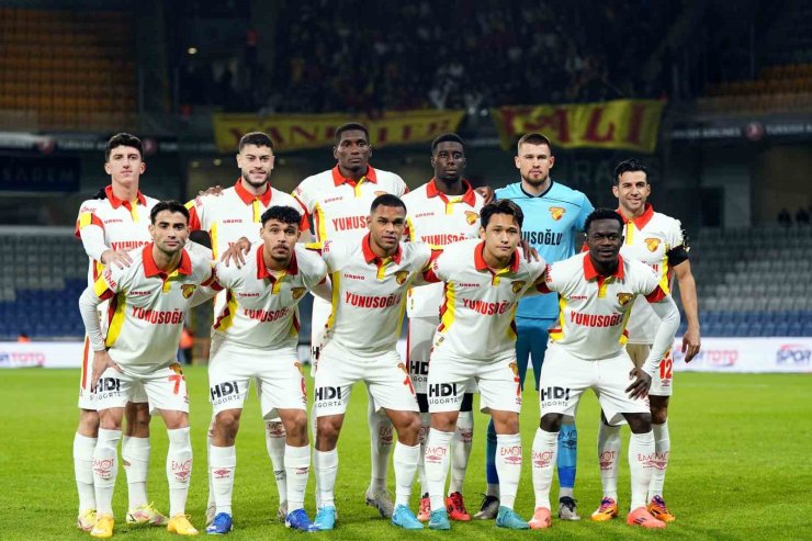 TRENDYOL SÜPER LİG: BAŞAKŞEHİR: 2 - GÖZTEPE: 0 (MAÇ DEVAM EDİYOR)