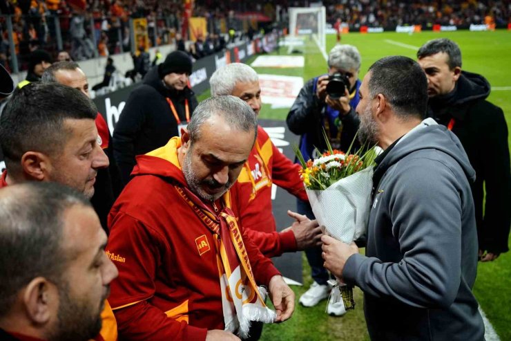 TRENDYOL SÜPER LİG: GALATASARAY: 0 - EYÜPSPOR: 1 (MAÇ DEVAM EDİYOR)