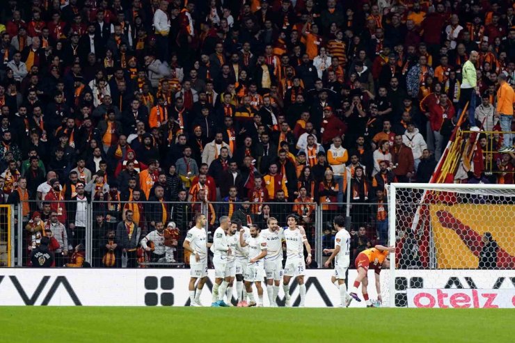 TRENDYOL SÜPER LİG: GALATASARAY: 1 - EYÜPSPOR: 1 (İLK YARI)