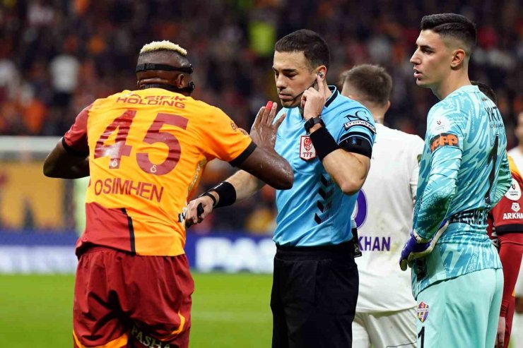 TRENDYOL SÜPER LİG: GALATASARAY: 1 - EYÜPSPOR: 1 (İLK YARI)