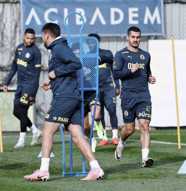 FENERBAHÇE, GAZİANTEP FK MAÇI HAZIRLIKLARINI TAMAMLADI
