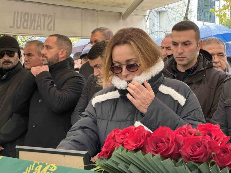 AMERİKAN HASTANESİ BAŞHEKİMİ DR. İSMAİL BOZKURT SON YOLCULUĞUNA UĞURLANDI