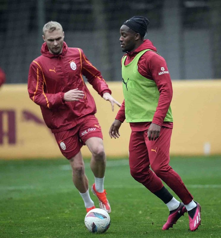 GALATASARAY, SİVASSPOR MAÇI HAZIRLIKLARINA BAŞLADI