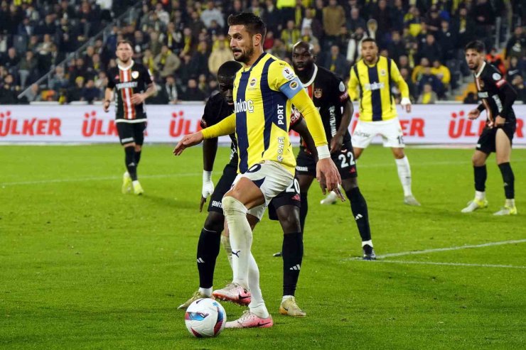 TRENDYOL SÜPER LİG: FENERBAHÇE: 3 - GAZİANTEP FK: 1 (MAÇ SONUCU)