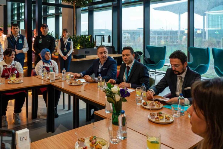İSTANBUL HAVALİMANI’NDA ÖZEL KAFE
