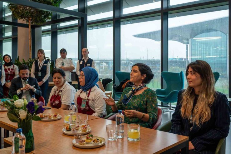 İSTANBUL HAVALİMANI’NDA ÖZEL KAFE