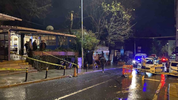 SARIYER’DE KAHVEHANE ÖNÜNDE SİLAHLI KAVGA. 1 YARALI
