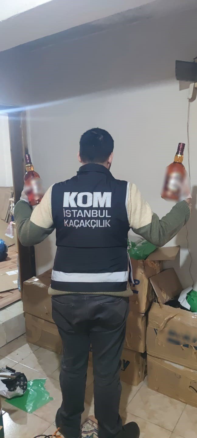 İSTANBUL’DA SAHTE İÇKİ OPERASYONU: 1 GÖZALTI