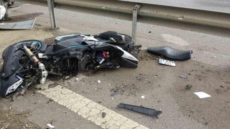 PENDİK’TE İKİ MOTOSİKLET ÇARPIŞTI: 1 ÖLÜ, 1 YARALI