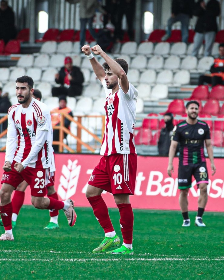 ZİRAAT TÜRKİYE KUPASI: ÜMRANİYESPOR: 3 - ISPARTA 32 SPOR: 2