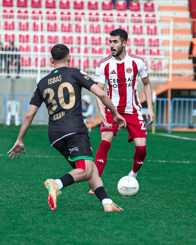 ZİRAAT TÜRKİYE KUPASI: ÜMRANİYESPOR: 3 - ISPARTA 32 SPOR: 2