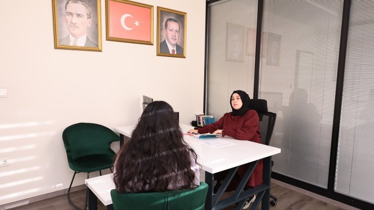 SULTANGAZİ BELEDİYESİ’NDEN KADIN VE ÇOCUKLARA ÜCRETSİZ DANIŞMANLIK HİZMETİ