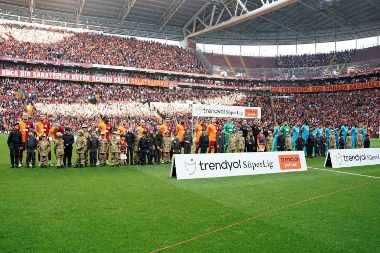GALATASARAY, SİVASSPOR DEPLASMANINDA