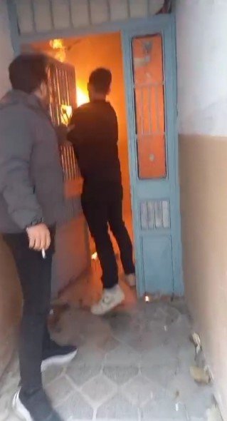 SULTANGAZİ’DE ELEKTRİK PANOSUNDA KORKUTAN YANGIN