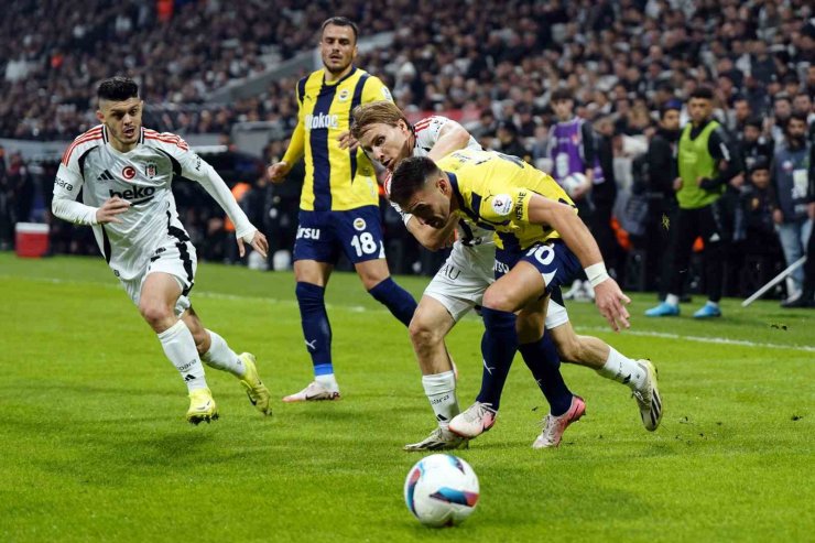 TRENDYOL SÜPER LİG: BEŞİKTAŞ: 0 - FENERBAHÇE: 0 (İLK YARI)