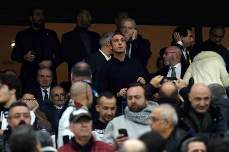 TRENDYOL SÜPER LİG: BEŞİKTAŞ: 0 - FENERBAHÇE: 0 (MAÇ DEVAM EDİYOR)