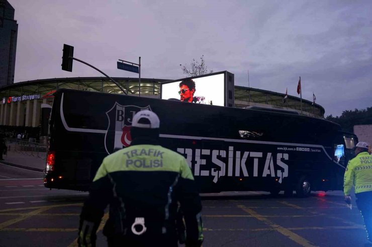 BEŞİKTAŞ, DOLMABAHÇE’YE GELDİ