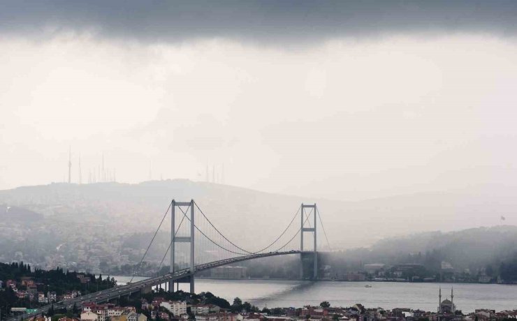 AKOM’DAN İSTANBUL İÇİN SAĞANAK YAĞIŞ UYARISI