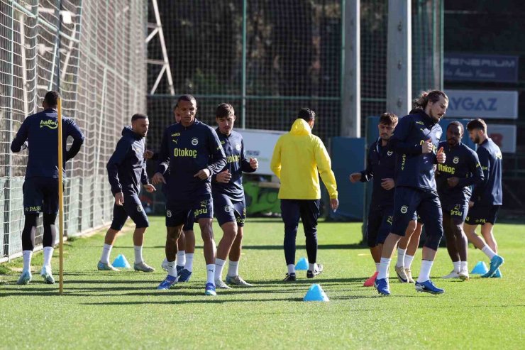 FENERBAHÇE, ATHLETİC BİLBAO MAÇI HAZIRLIKLARINA BAŞLADI