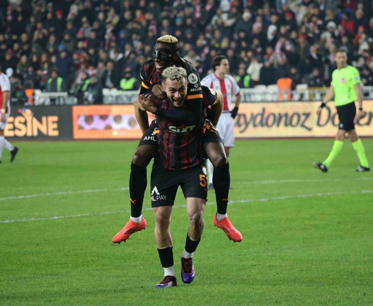 GALATASARAY, SİVAS’TA FARKI 6’YA ÇIKARDI