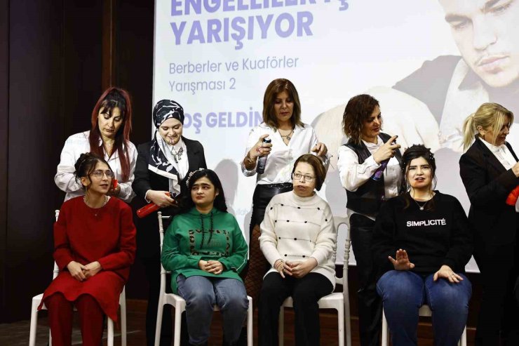 BAĞCILAR’DA DÜNYANIN EN İYİ KUAFÖRLERİ ENGELLİLER İÇİN YARIŞTI