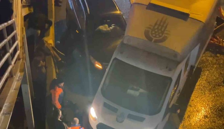 PENDİK’TE TRAFİK KAZASI : 1 YARALI