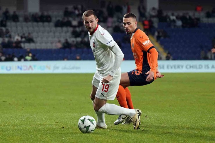 UEFA KONFERANS LİGİ: BAŞAKŞEHİR: 3 - HEİDENHEİM: 1 (MAÇ SONUCU)