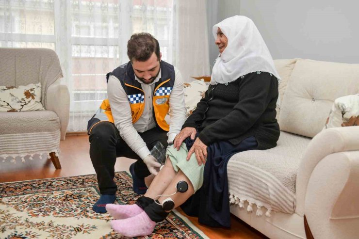 ESENYURT BELEDİYESİNDEN EVDE FİZİK TEDAVİ HİZMETİ